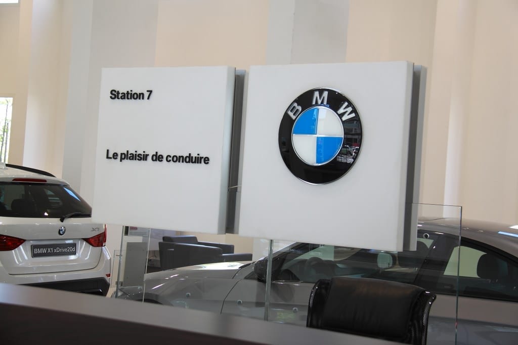 Concessionnaire automobile : pourquoi digitaliser le flux opérationnel ?